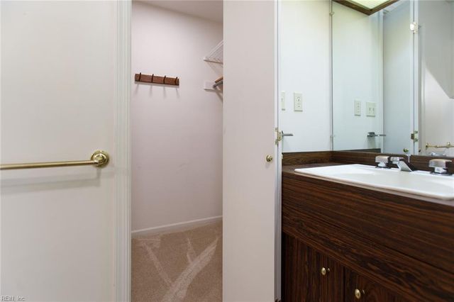 210 Walden DR, Yorktown, VA 23692
