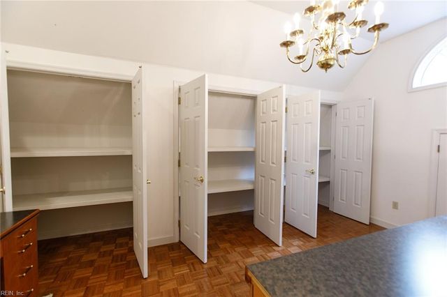 210 Walden DR, Yorktown, VA 23692