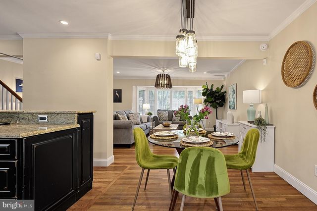 8709 WATERFORD RD, Alexandria, VA 22308