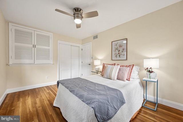 8709 WATERFORD RD, Alexandria, VA 22308