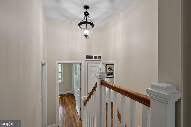 8709 WATERFORD RD, Alexandria, VA 22308