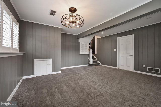 8709 WATERFORD RD, Alexandria, VA 22308