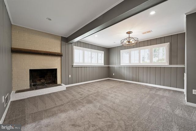 8709 WATERFORD RD, Alexandria, VA 22308