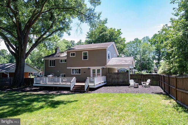8709 WATERFORD RD, Alexandria, VA 22308
