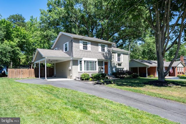 8709 WATERFORD RD, Alexandria, VA 22308