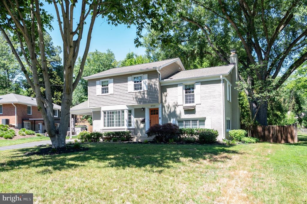 8709 WATERFORD RD, Alexandria, VA 22308