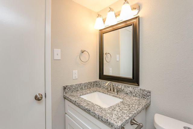 4040 San Felipe Street 270, Houston, TX 77027