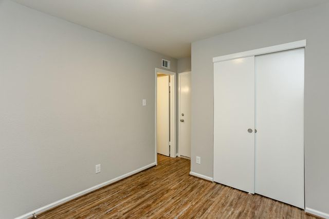 4040 San Felipe Street 270, Houston, TX 77027