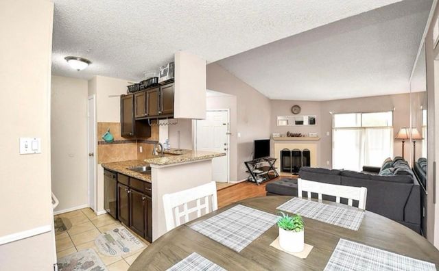 3770 Lovers Wood Lane 606, Houston, TX 77014