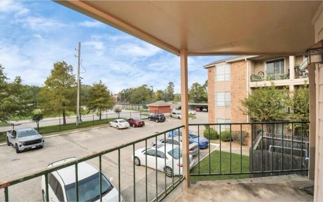 3770 Lovers Wood Lane 606, Houston, TX 77014