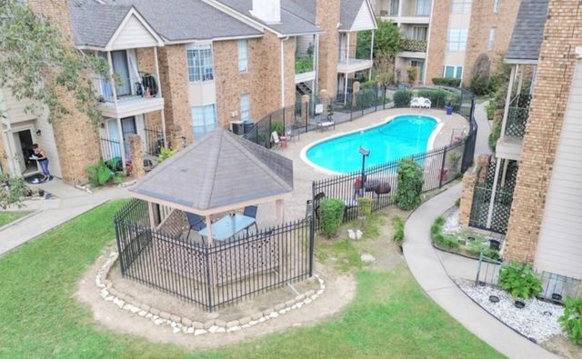 3770 Lovers Wood Lane 606, Houston, TX 77014