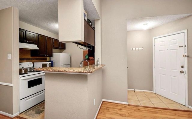 3770 Lovers Wood Lane 606, Houston, TX 77014