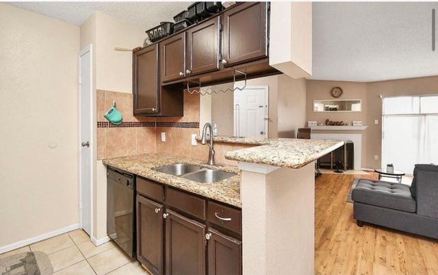 3770 Lovers Wood Lane 606, Houston, TX 77014