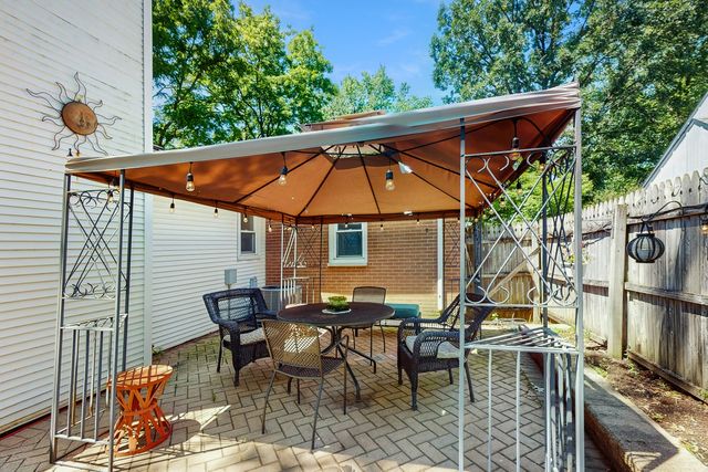 169 S Greeley Street, Palatine, IL 60067