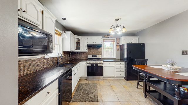 169 S Greeley Street, Palatine, IL 60067