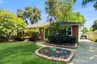 169 S Greeley Street, Palatine, IL 60067