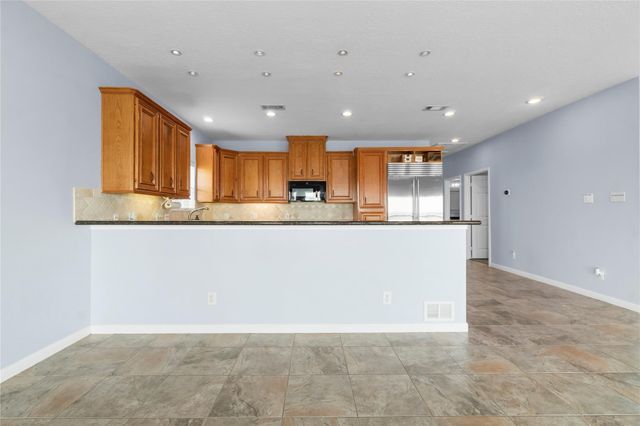 427 2nd Street, San Leon, TX 77539