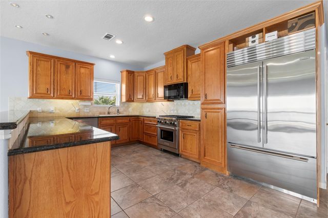 427 2nd Street, San Leon, TX 77539