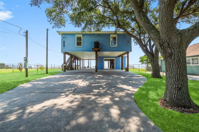 427 2nd Street, San Leon, TX 77539