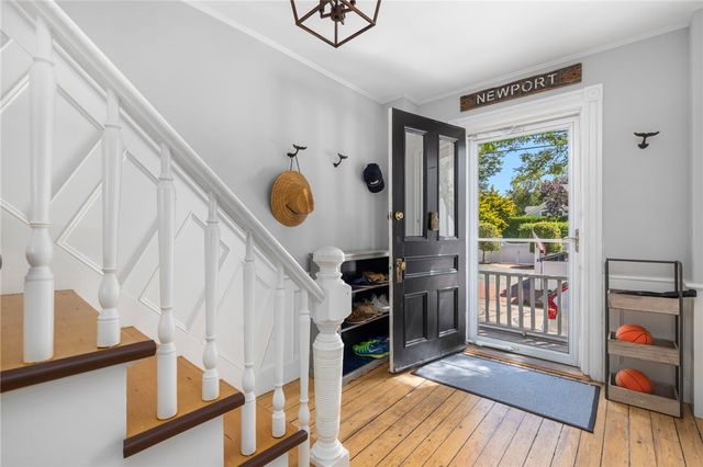 36 Second Street, Newport, RI 02840