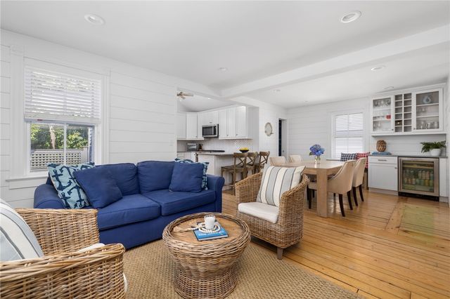 36 Second Street, Newport, RI 02840