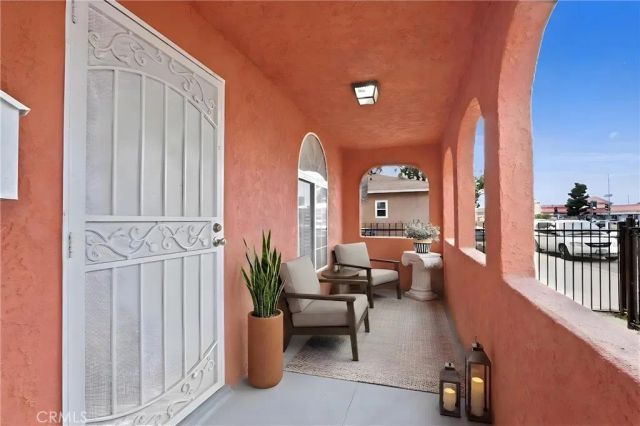 236 W Arbor Vitae Street, Inglewood, CA 90301
