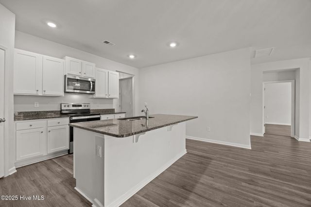 1326 Cadbury Castle Drive SE, Bolivia, NC 28422