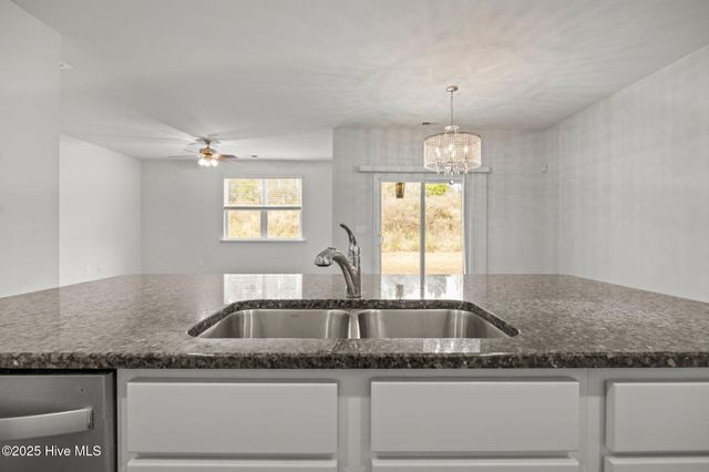 1326 Cadbury Castle Drive SE, Bolivia, NC 28422