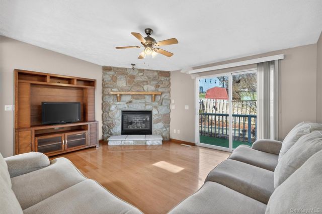 31 Thamsen Drive, Stony Point, NY 10980