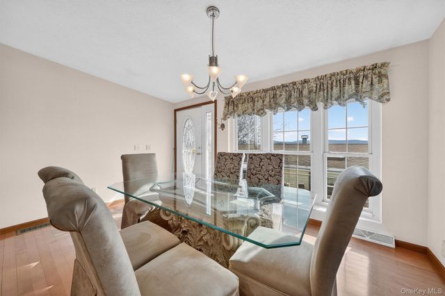 31 Thamsen Drive, Stony Point, NY 10980