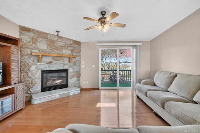 31 Thamsen Drive, Stony Point, NY 10980