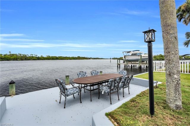 13808 River Forest DR, Fort Myers, FL 33905