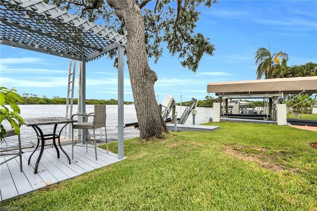 13808 River Forest DR, Fort Myers, FL 33905