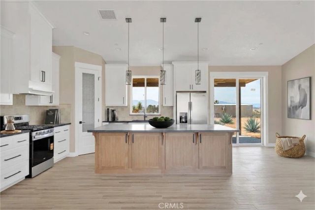 23771 Pala, Apple Valley, CA 92307