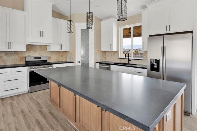 23771 Pala, Apple Valley, CA 92307