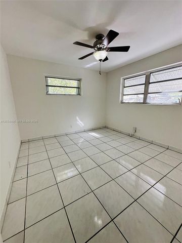 2319 Jackson St 6, Hollywood, FL 33020
