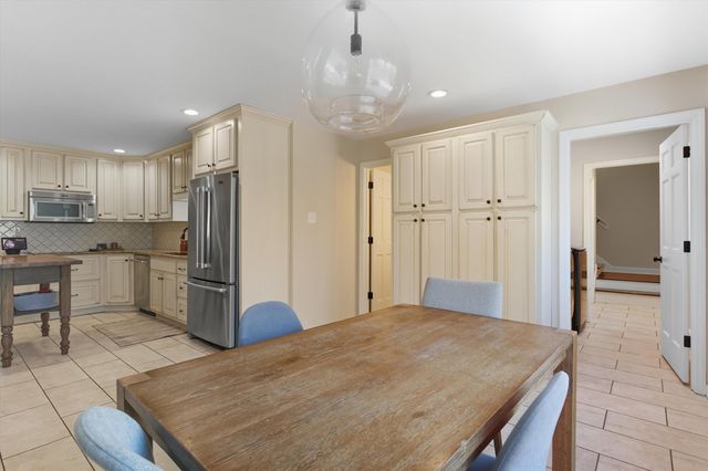 8378 DRURY LN, Germantown, TN 38139