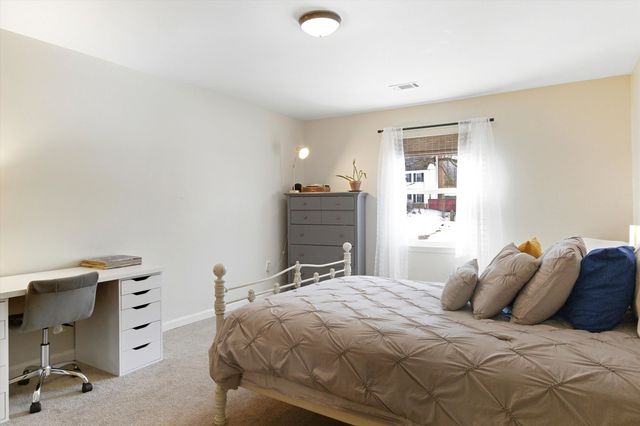 8378 DRURY LN, Germantown, TN 38139