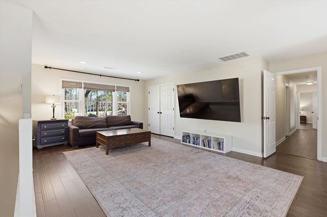 8378 DRURY LN, Germantown, TN 38139