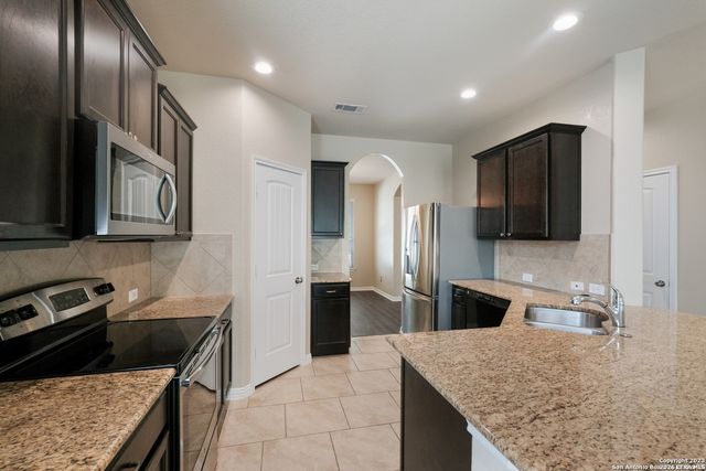 212 CAMPFIRE WAY, Cibolo, TX 78108