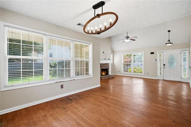 102 Independent Court, Griffin, GA 30224