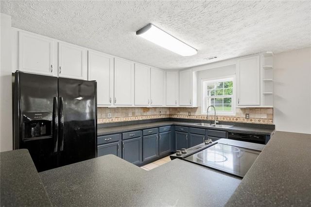102 Independent Court, Griffin, GA 30224