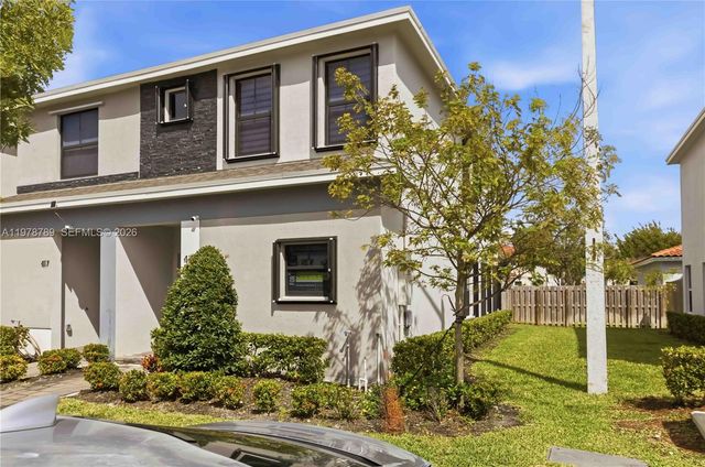 421 NE 1st Dr, Florida City, FL 33034