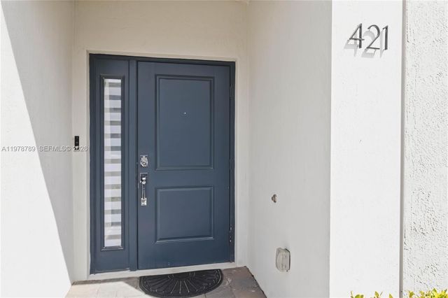 421 NE 1st Dr, Florida City, FL 33034