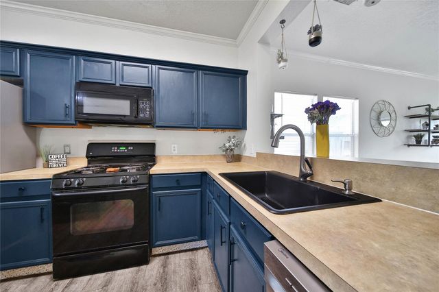 6218 Scotchwood Drive, Katy, TX 77449