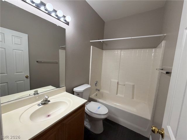 8920 Little Horse Avenue, Las Vegas, NV 89143