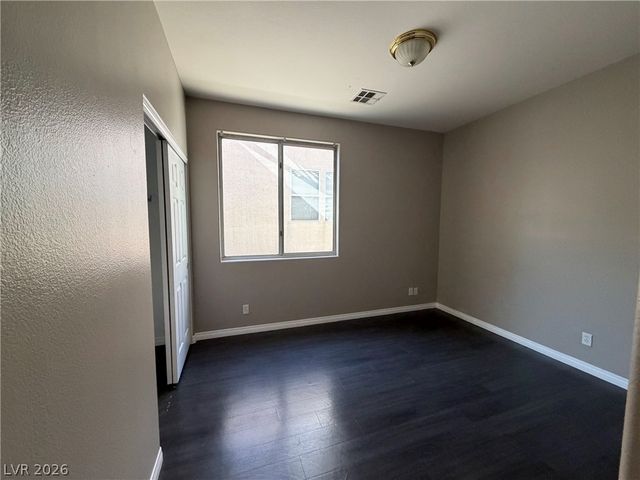 8920 Little Horse Avenue, Las Vegas, NV 89143