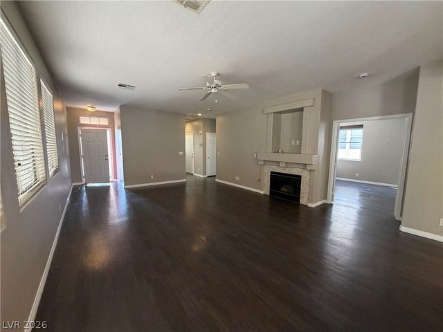 8920 Little Horse Avenue, Las Vegas, NV 89143