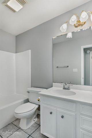 1607 Williamsburg Drive, Bossier City, LA 71112