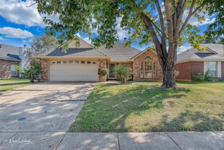 1607 Williamsburg Drive, Bossier City, LA 71112